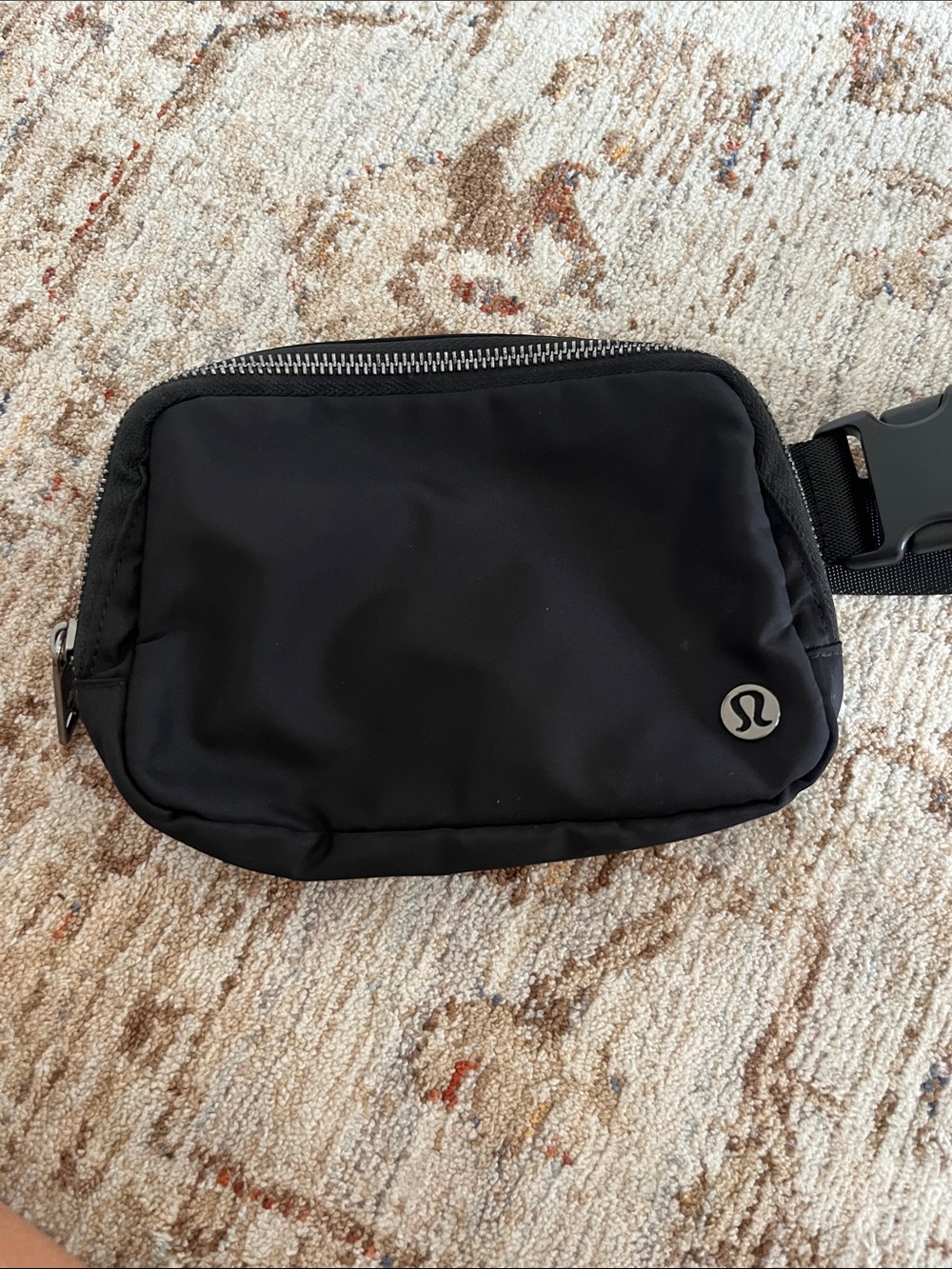 lululemon athletica Black Men’s Belt Bag with Silver Logo